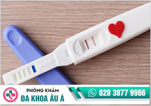 Que thử thai